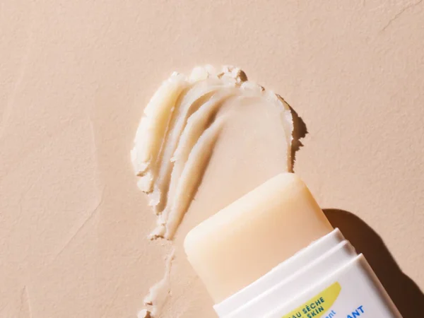 Nourishing Stick with Cold Cream Nourishing Stick with Cold Cream